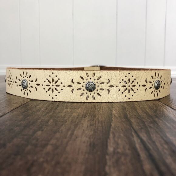 Lucky Brand Laser Cut Leather Belt Western Crackle Distressed Size Large Cream - Picture 3 of 13